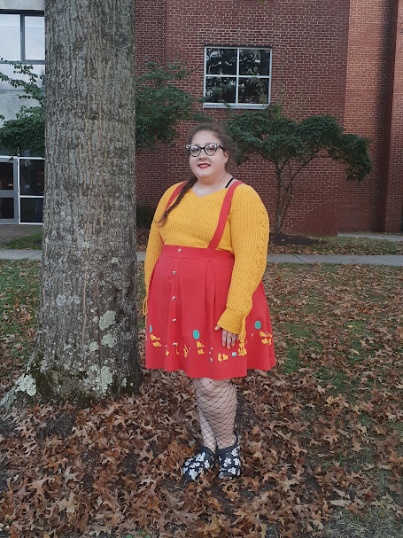 Fall 2021: Skirt purchased on clearance in a 5X, taken in to fit a 2X; Garment from Hot Topic, outfit styled by myself